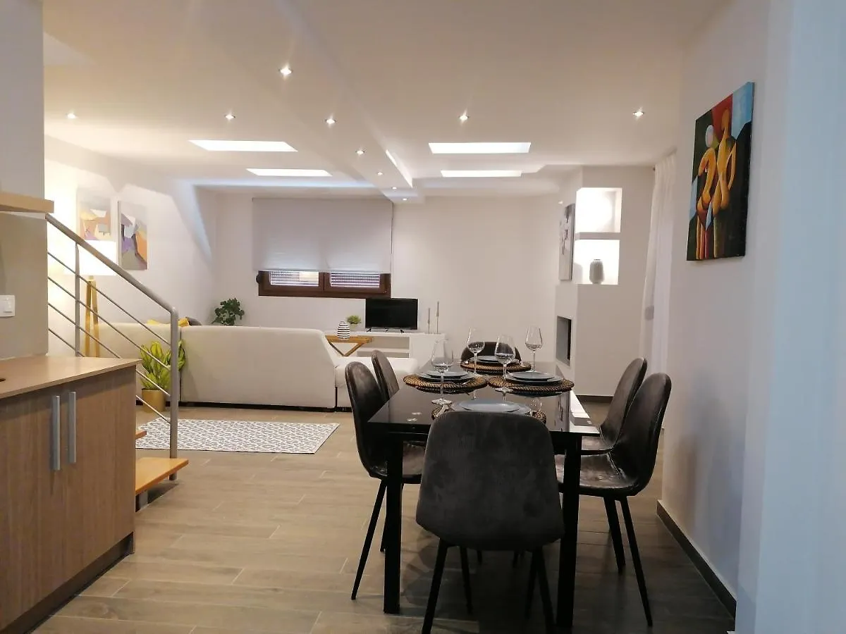 Luxury Sea View Apartment Agia Triada