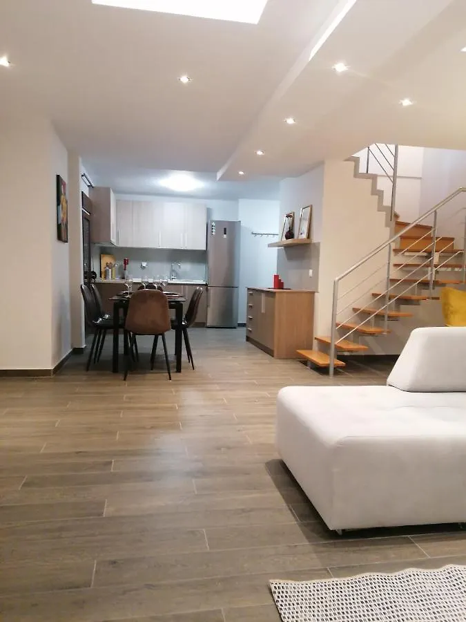 Luxury Sea View Apartment Agia Triada